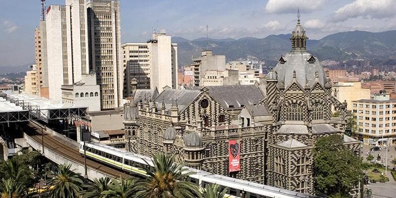 Dia 1: Medellín - Traslado de chegada 