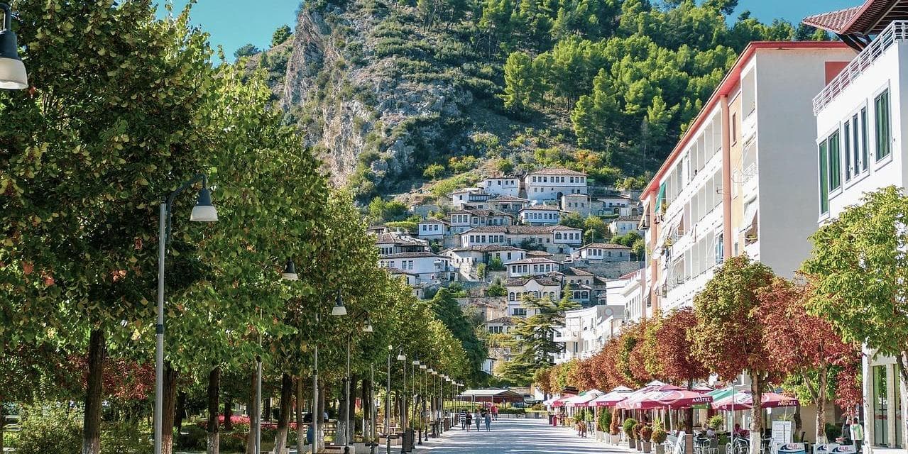 2º GIORNO: Durazzo - Berat - Apollonia – Valona