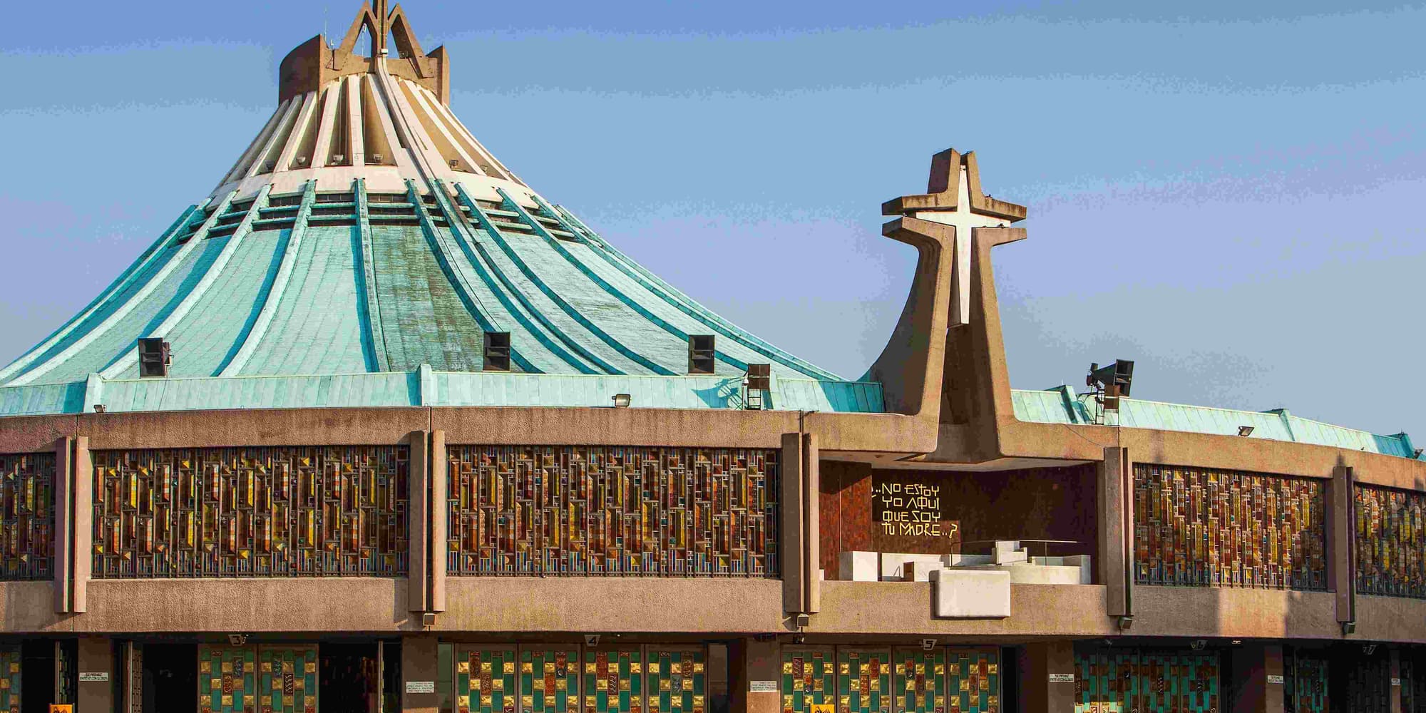 Día 2 domingo BASÍLICA - TEOTIHUACÁN – MÉXICO 