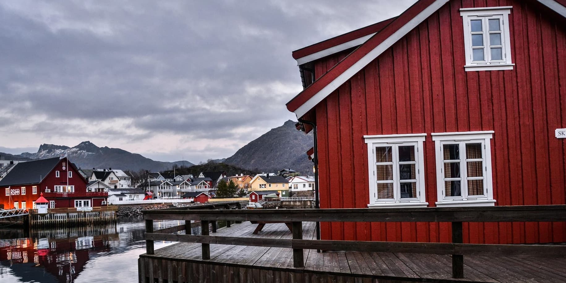 GIORNO 4: 4-ESPLORAZIONE DELLE ISOLE LOFOTEN 