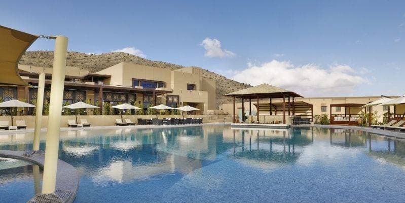 Day 1 – Arrival & Cozy Mountain Evening