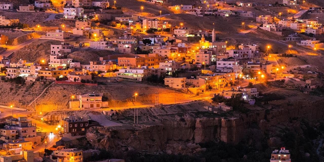 Día 11 | Domingo | TEL AVIV - ALLENBY - AMMAN