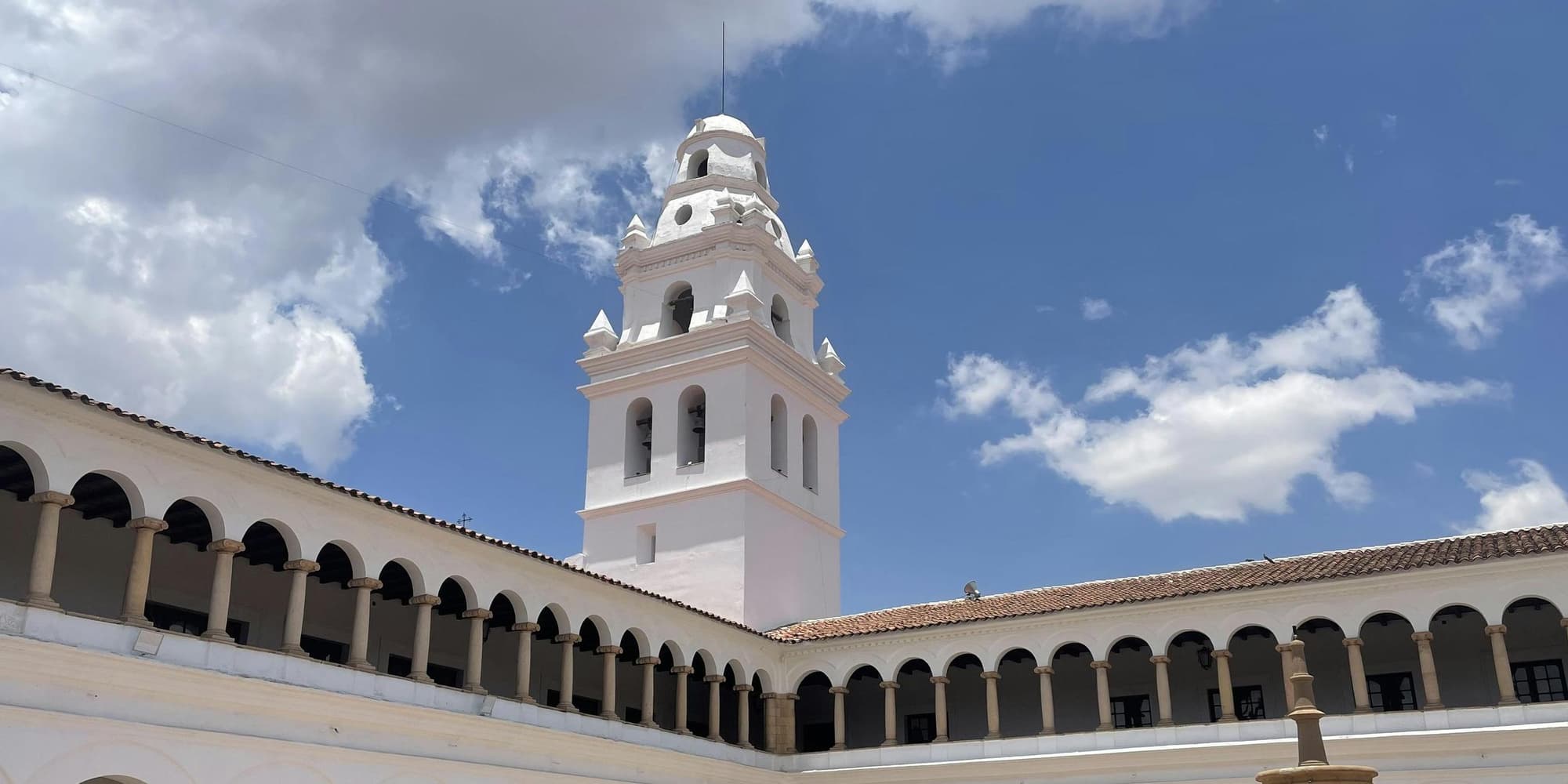 1° giorno - Sabato: SANTA CRUZ DE LA SIERRA / SUCRE