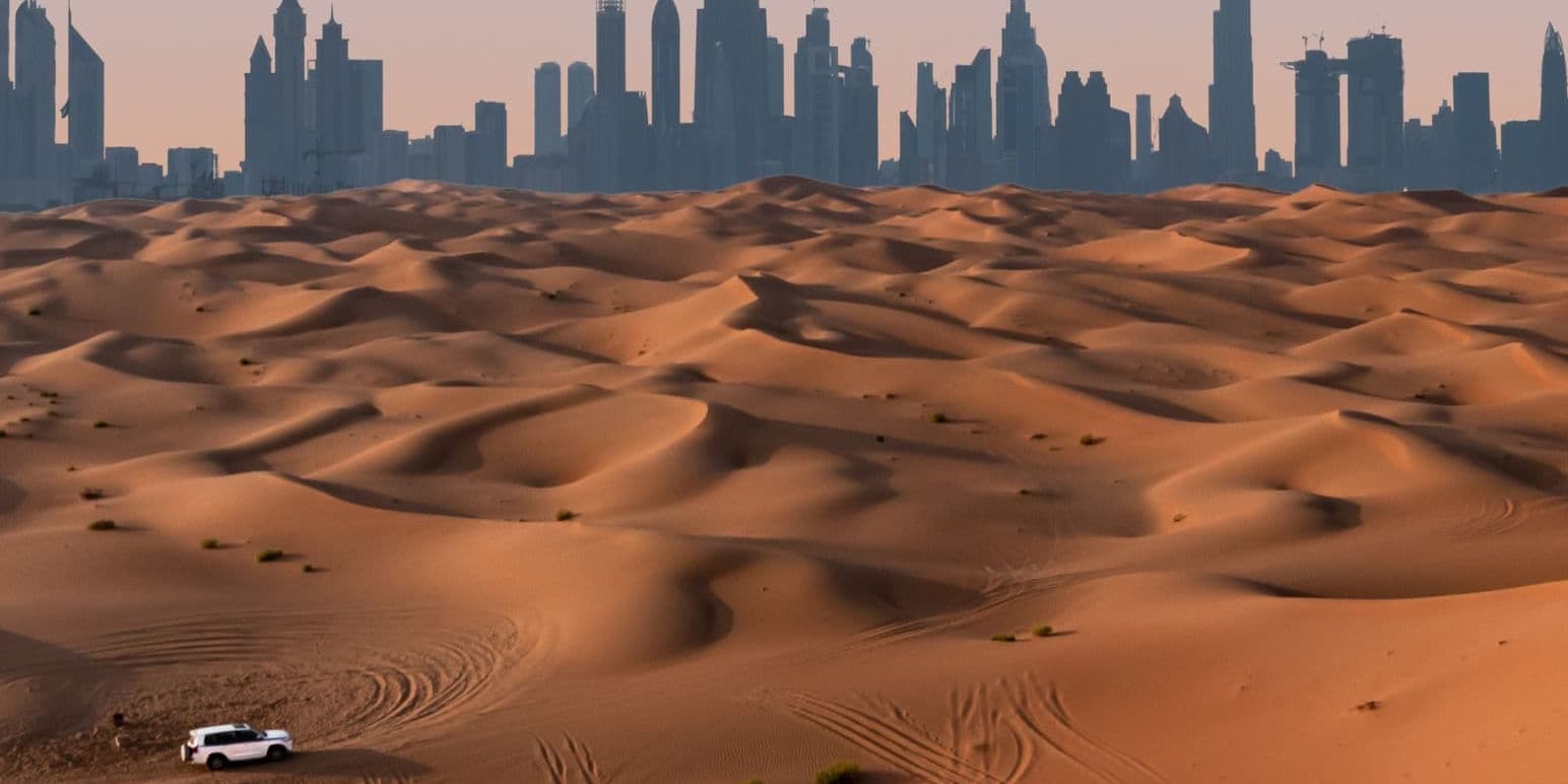 Día 11 | Dubái (Safari 4x4), aventura en el desierto bajo las estrellas