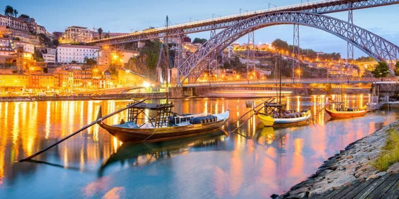 Jour 3 : Porto – Braga – Guimarães (195 km)