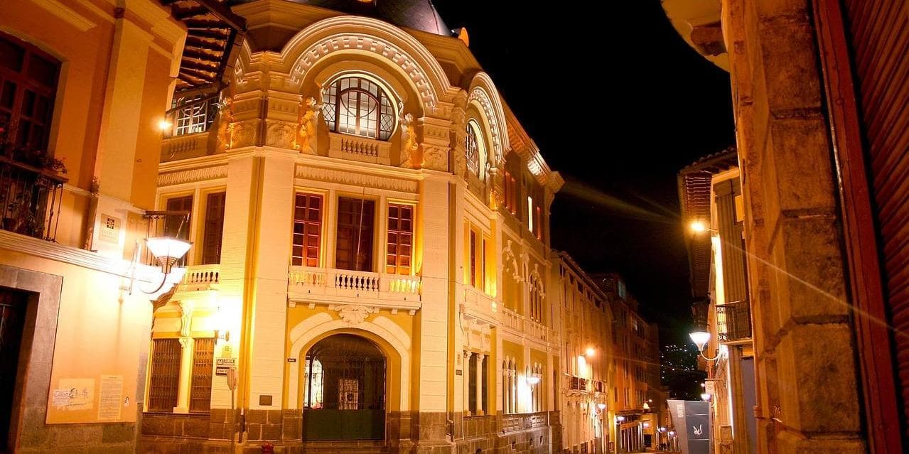 2° giorno:  Esplorazione di Quito e la Metà del Mondo