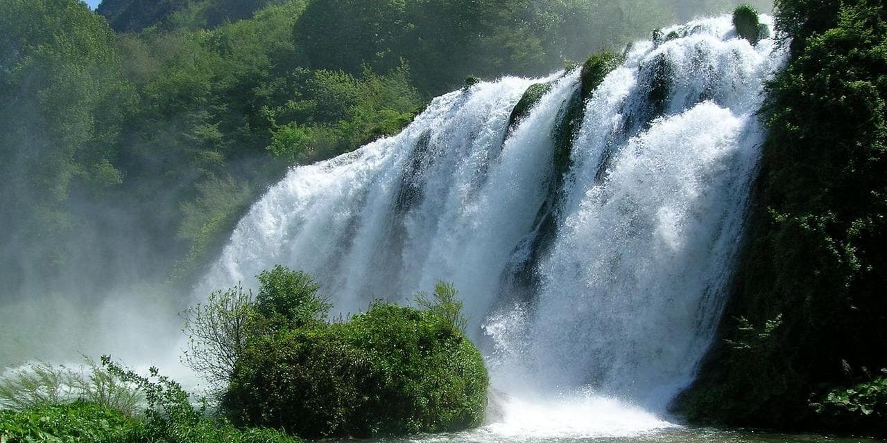 Quatrième jour : Assise - Cascade des Marmore - retour 