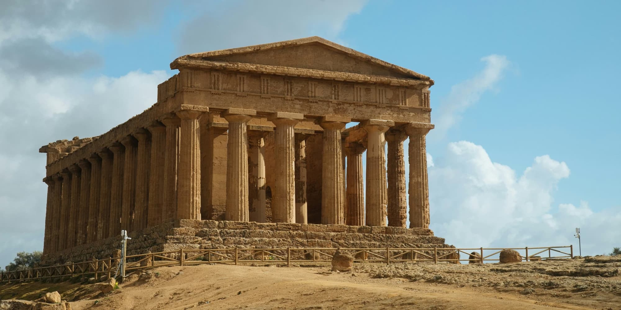 DÍA 02 ATENAS – VISITA DE CIUDAD ½ DÍA 