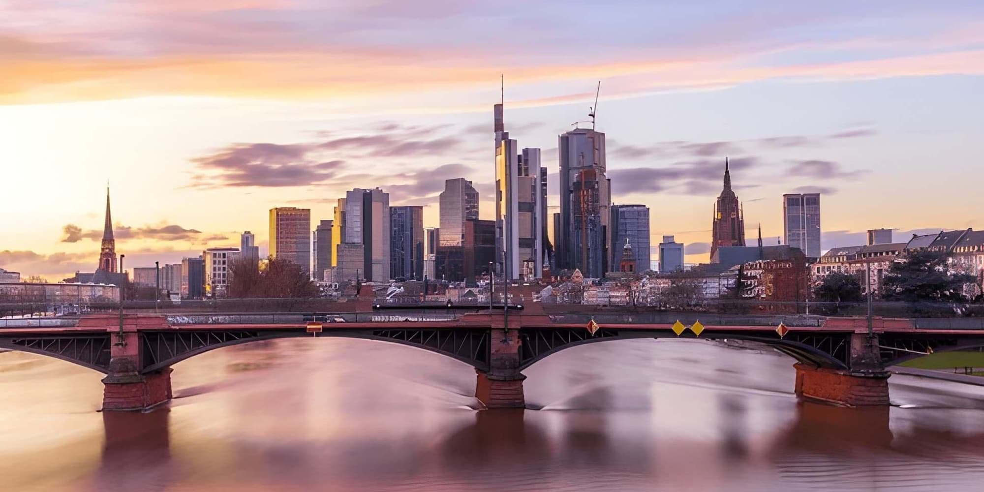 Día 1 | Frankfurt, puerta moderna a Europa Central