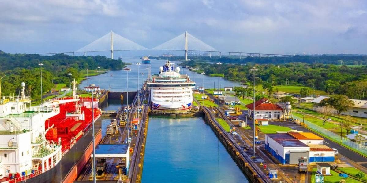 DAY 2 • PANAMA CITY