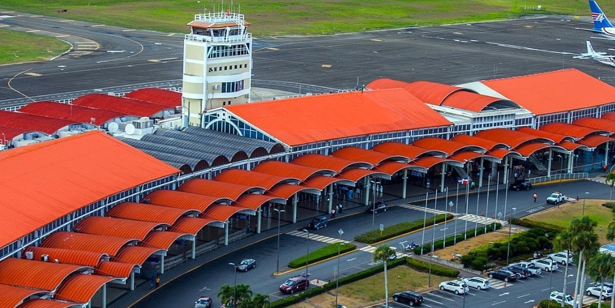 Regreso: Puerto Plata → Santiago → Bogotá o Medellín