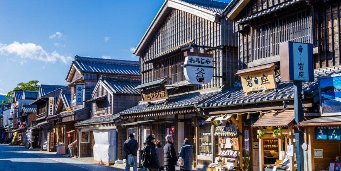 DAY 10 (THURSDAY) NAGOYA – ISE – TOBA