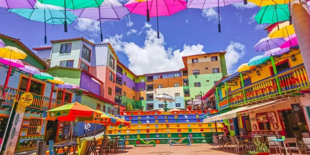 DÍA 6 • MEDELLÍN 