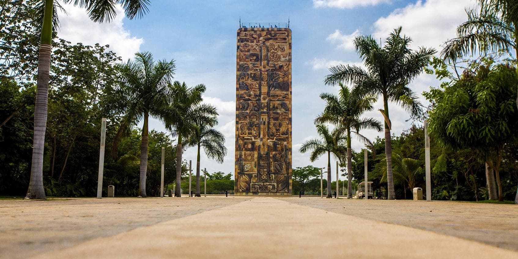 Mérida colonial city and modern capital