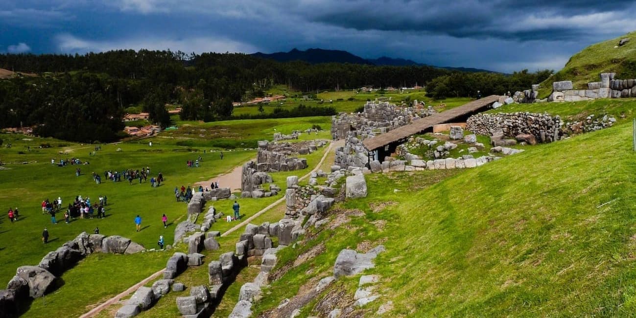 DAY 02 LIMA - CUSCO, CAPITAL OF THE EMPIRE AND SACSAYHUAMAN ARCHAEOLOGICAL PARK