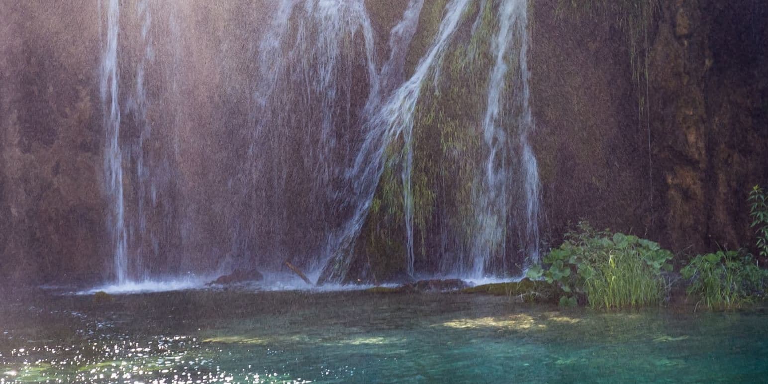 DIA 4| Los Lagos de Plitvice: Un Paraíso de Agua y Bosques