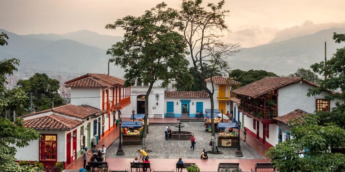 DÍA 5 • MEDELLÍN