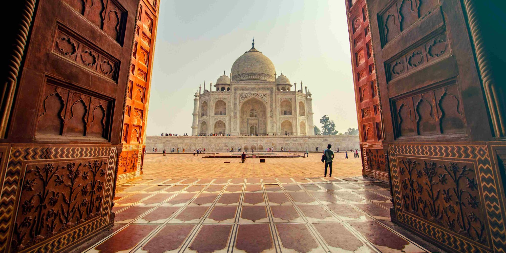 Giorno 2: Agra - Delhi (230 Km – 4 ore circa)  - Mughal Dominance