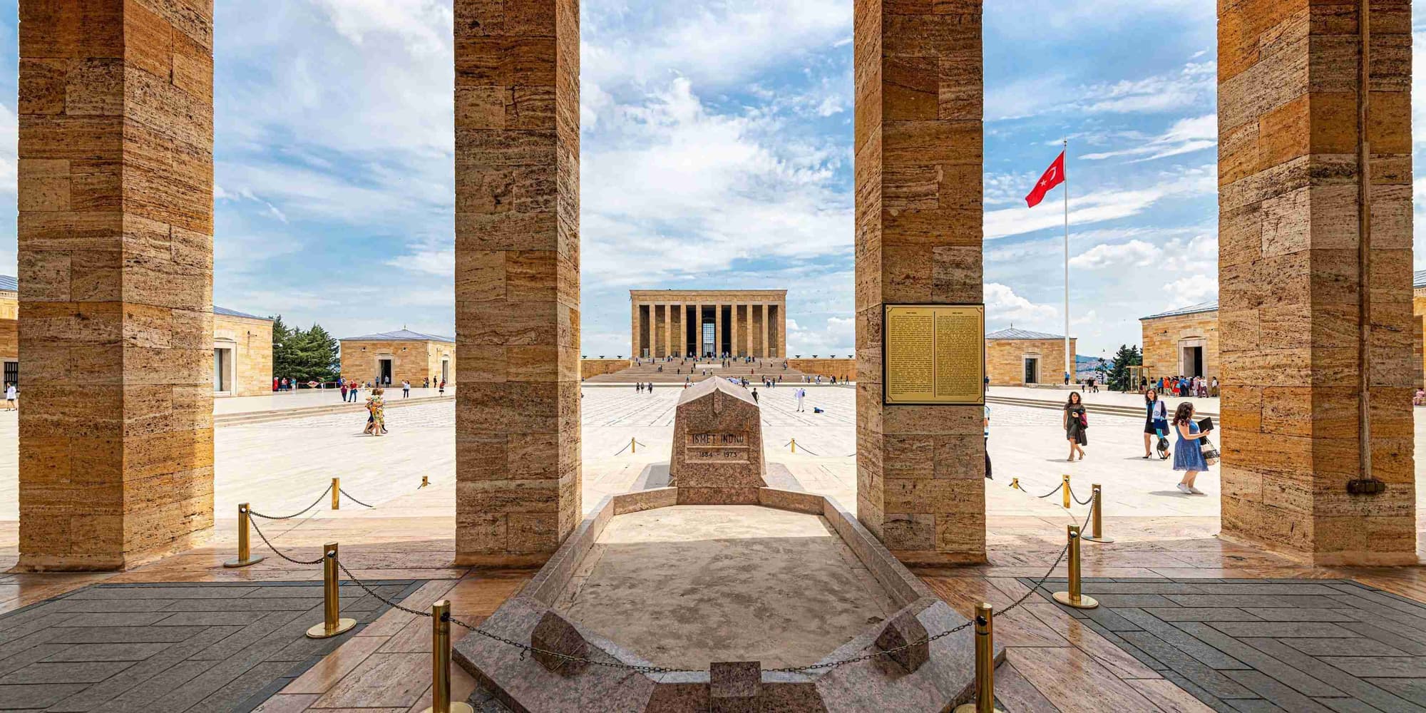 DÍA 4 •ESTAMBUL – ANKARA – CAPADOCIA  