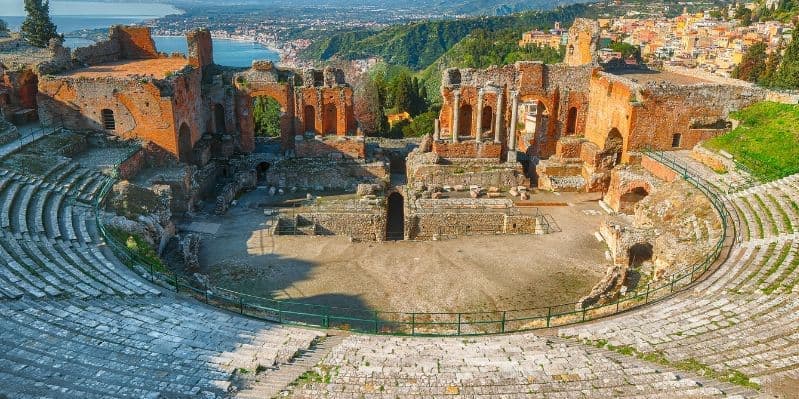 ACIREALE / ETNA / TAORMINA / ACIREALE