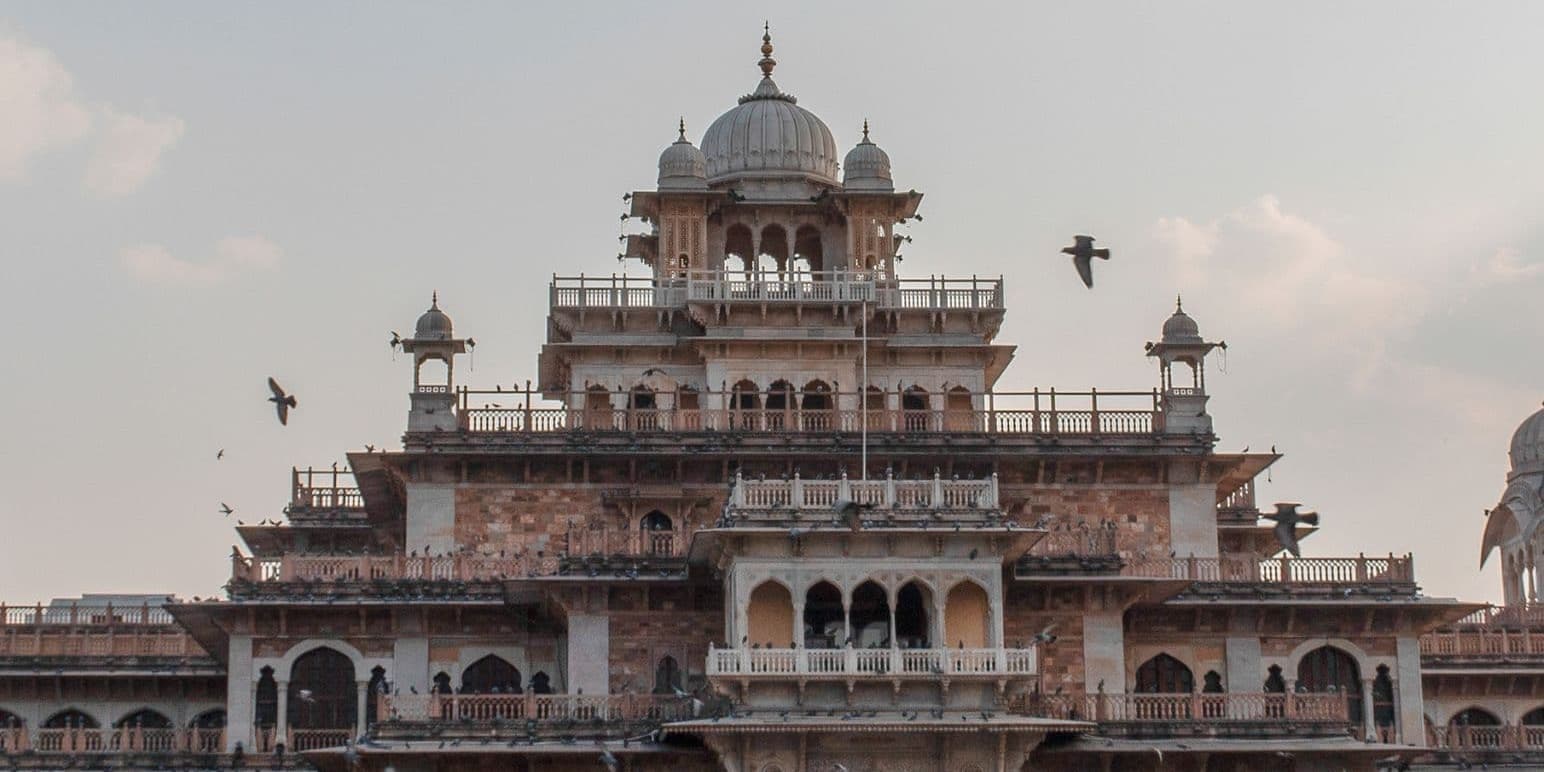 Día 4 | Jaipur, fortalezas de espejos y palacios rosados