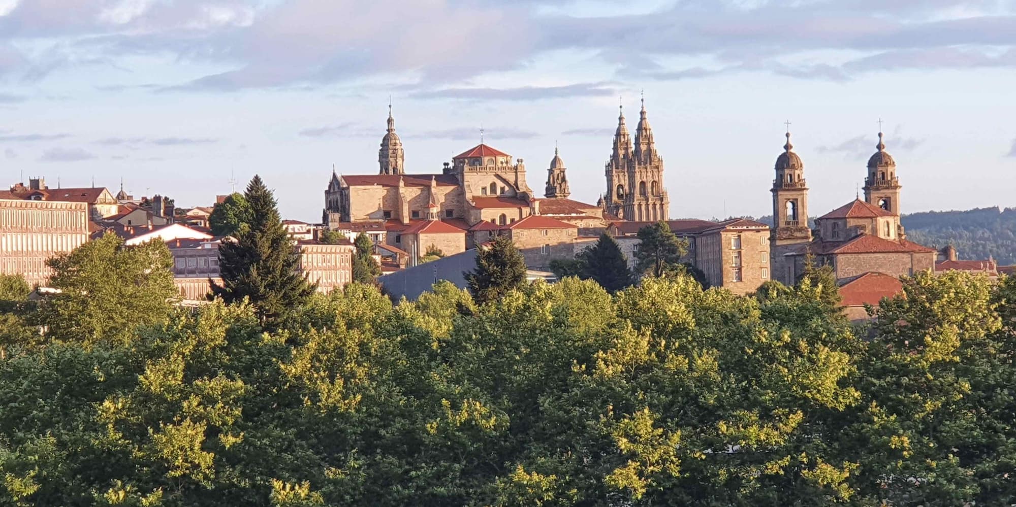 5º GIORNO: Lugo-Portomarin(*) - Melide - Boente de Riba (*) - Monte do Gozo - Santiago  di Compostela
