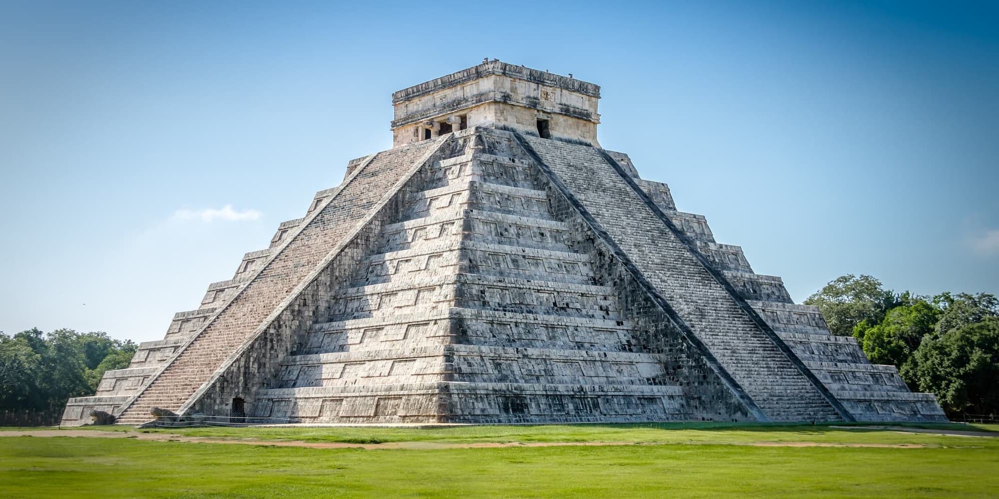 DÍA 5 - TOUR CHICHEN ITZA Y PUEBLO MÁGICO DE IZAMAL + CENOTE XCAJUM. MÉRIDA
