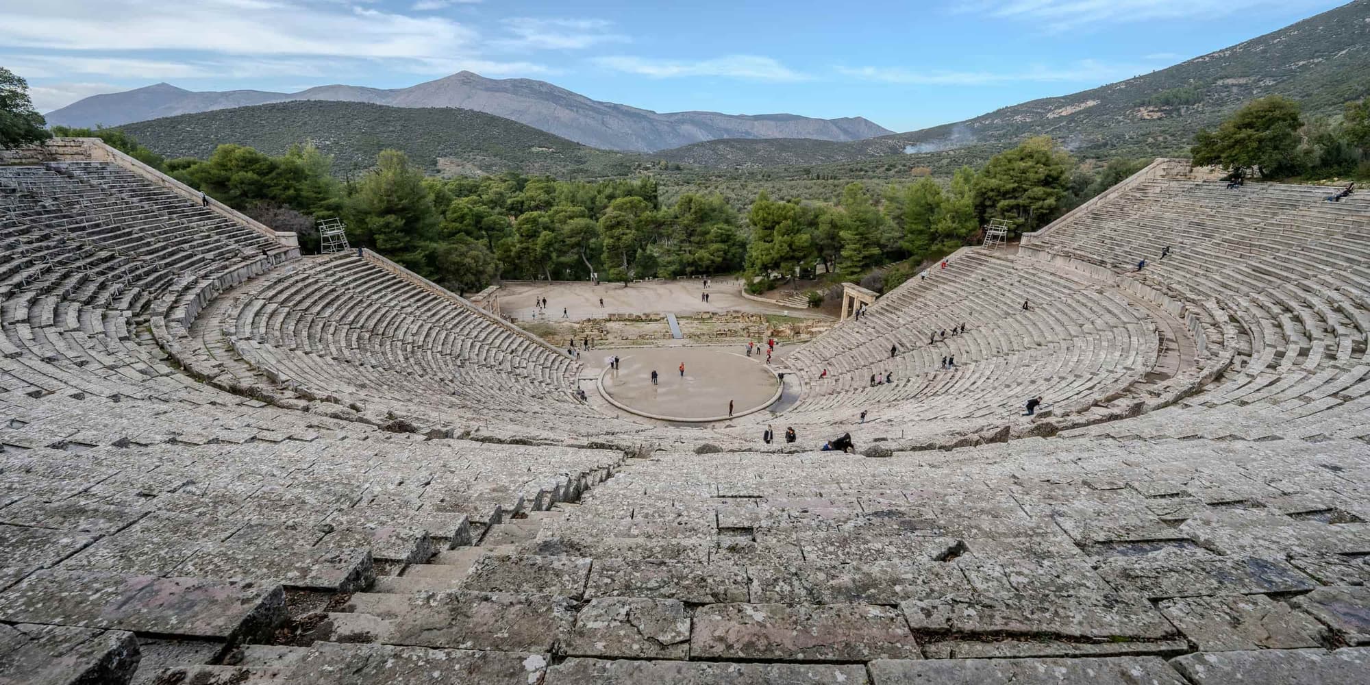 DÍA 03 ATENAS – EPIDAURO – MICENAS - OLYMPIA