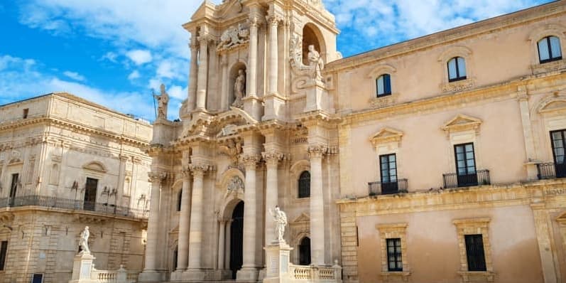 DAY 5: CATANIA, SYRACUSE