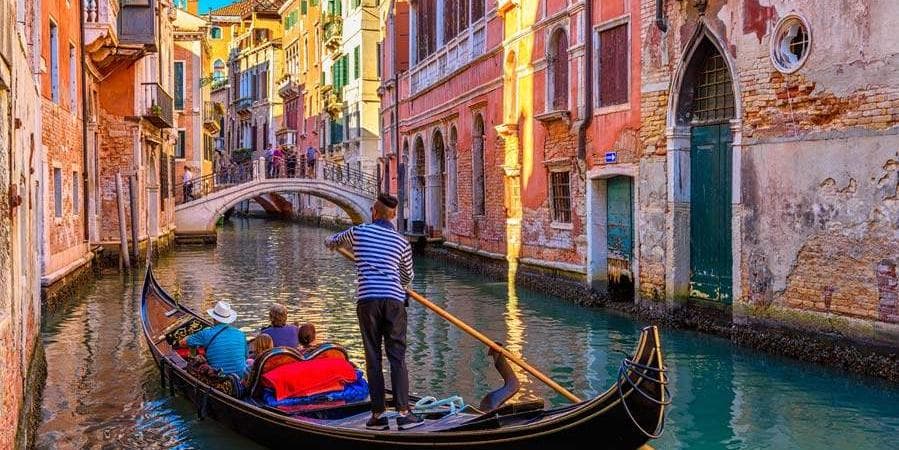 DÍA 11 • VENECIA – ROMA 