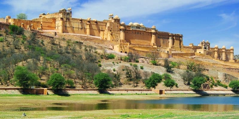 JAIPUR / ABHANERI / FATEHPUR SIKRI / AGRA