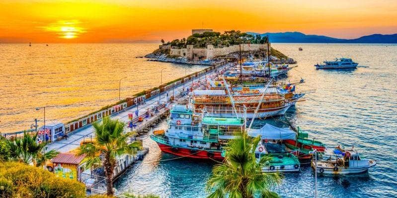 DÍA 8 • IZMIR/KUSADASI 