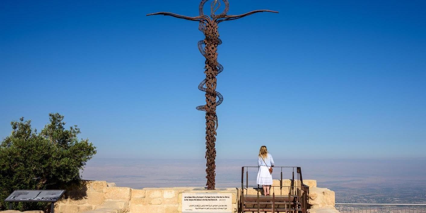 DÍA 4 • AMMÁN - MADABA - MONTE NEBO - KARAK O SHOBAK - PETRA 