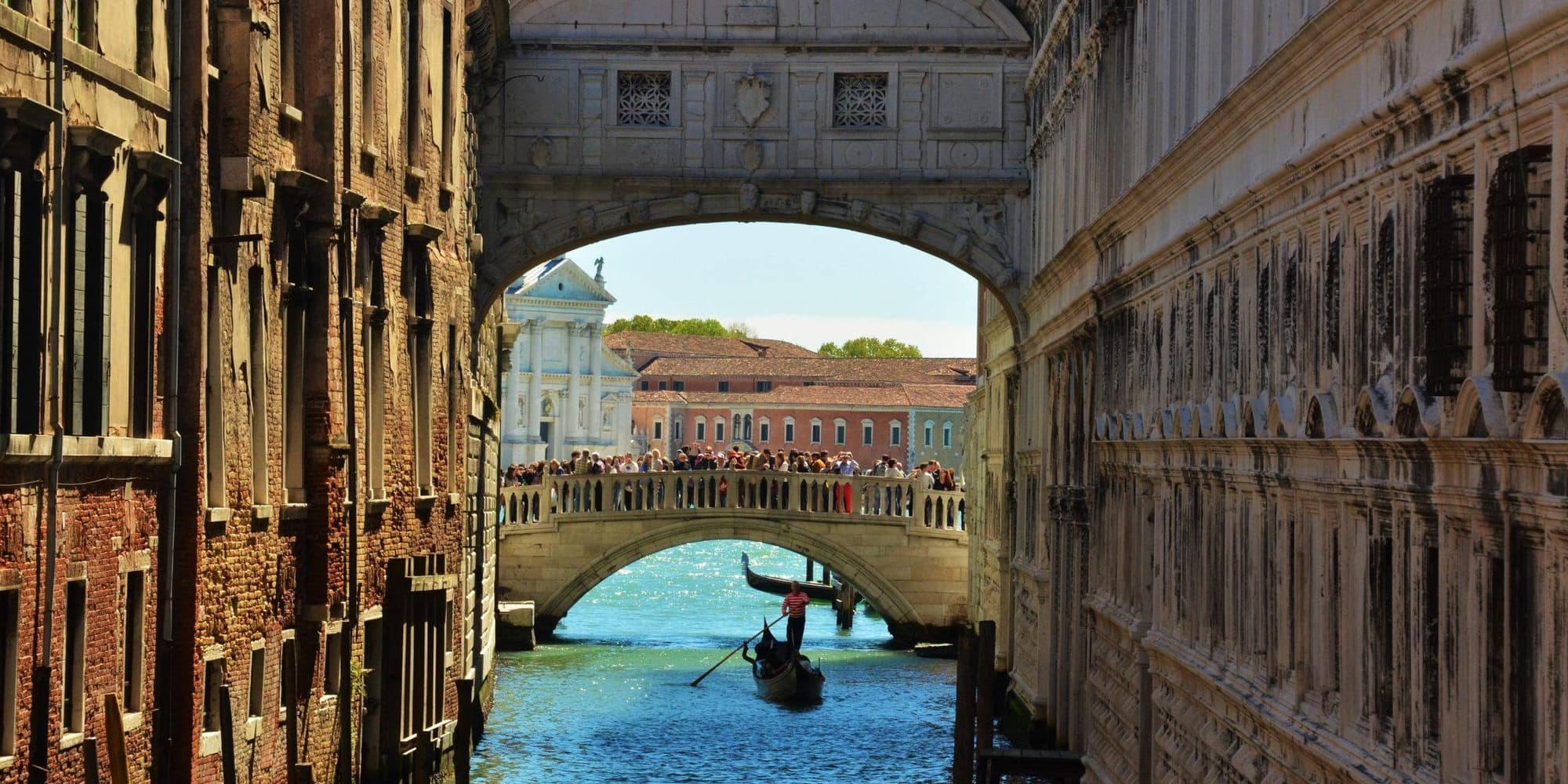 DÍA 9 VENECIA • ROMA(Lunes)