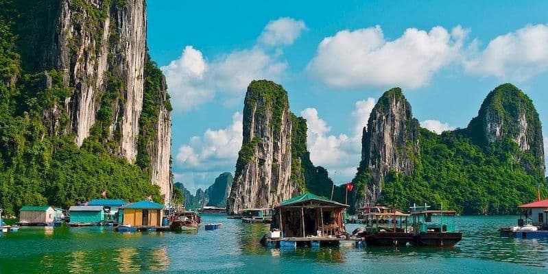 DÍA 9 HALONG - HANÓI – SIEM REAP