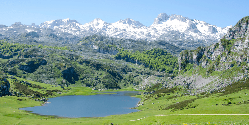 9 noviembre. COVADONGA – LAGOS – CANGAS DE ONÍS – LLAGAR ASTURIANO   