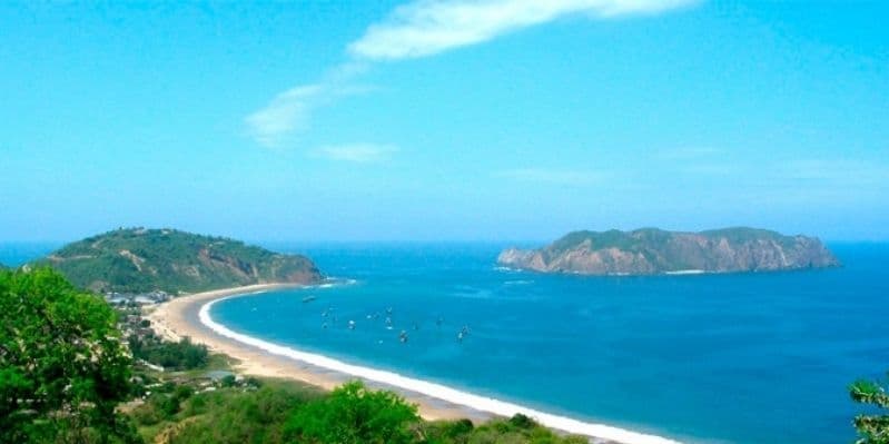 Día 3. MONTAÑITA – ISLA DE LA PLATA – MANTA (8h)