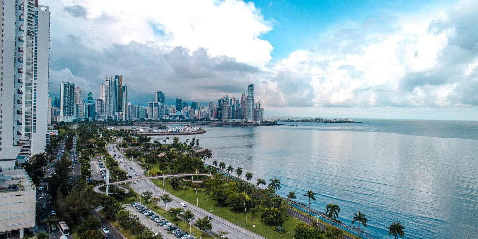 DÍA 1 • PANAMÁ - ESTAMBUL