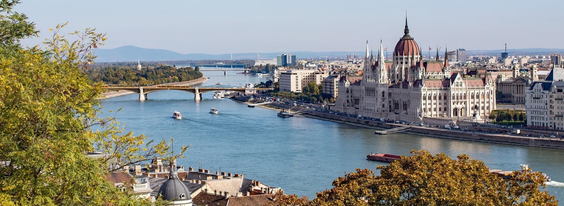 Loguéate para conseguir un mejor precio en tu vuelo más hotel