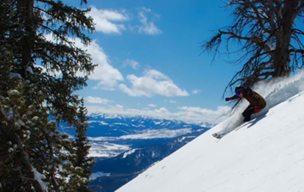 Mónaco Hotel , Skiing