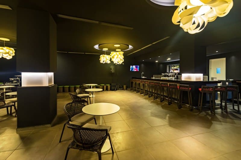 Roc Casa del Mar, BAR