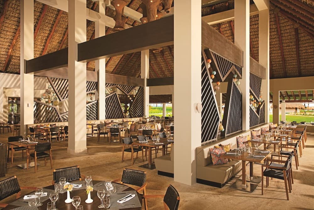 Dreams Onyx Resort & Spa All Inclusive, Restaurant