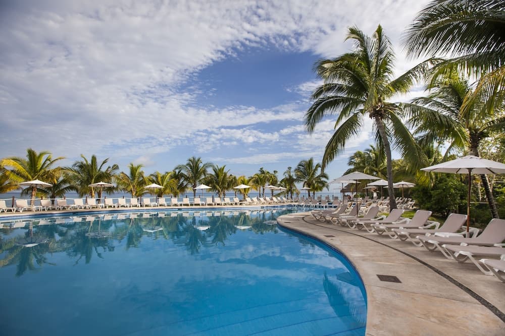Occidental Cozumel (Nacional), Outdoor Pool