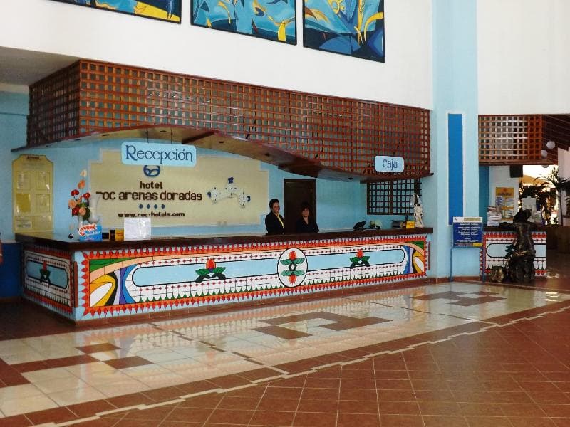 ROC Arenas Doradas, COM