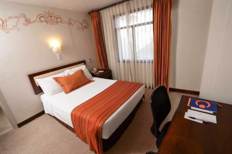 Costa del Sol Ramada Cusco, HAB