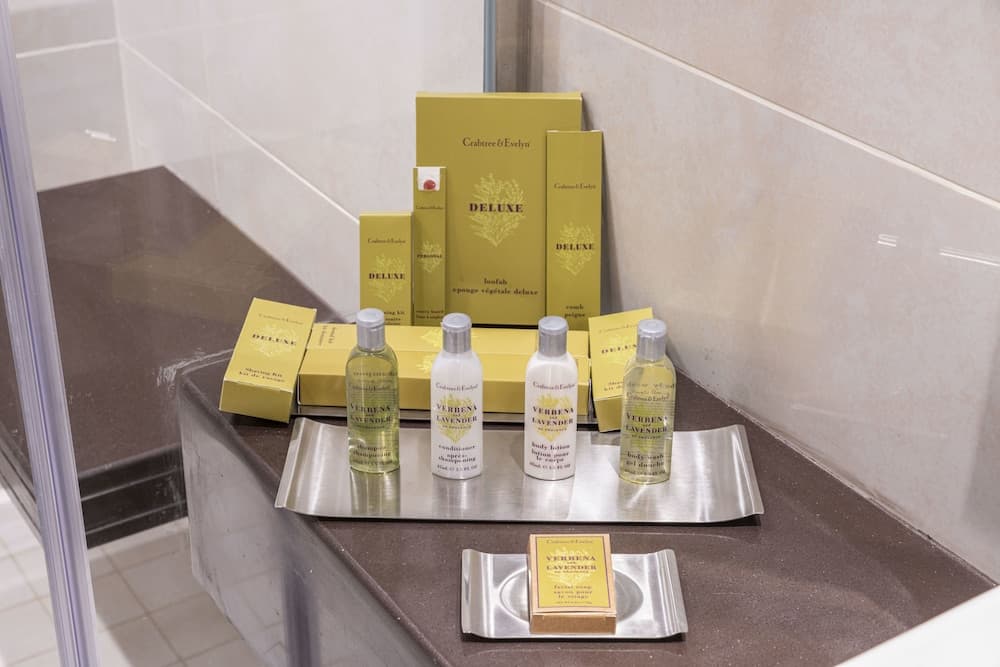 DoubleTree by Hilton Makkah Jabal Omar, Bathroom