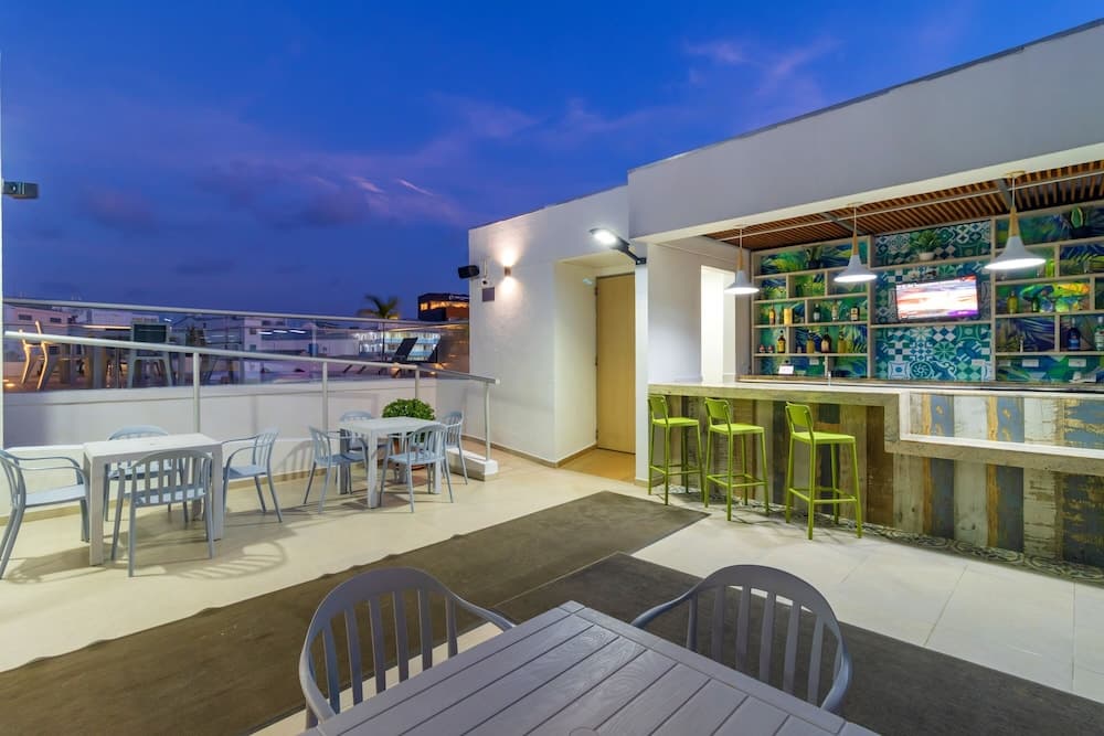 Hotel Bahia Sardina, Snack bar