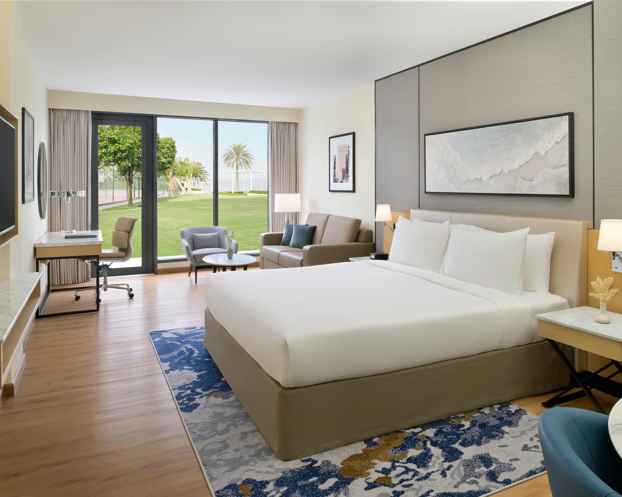 Crowne Plaza Muscat by IHG, 