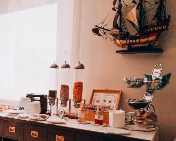 Corte di Nettuno - GATTINONI, 