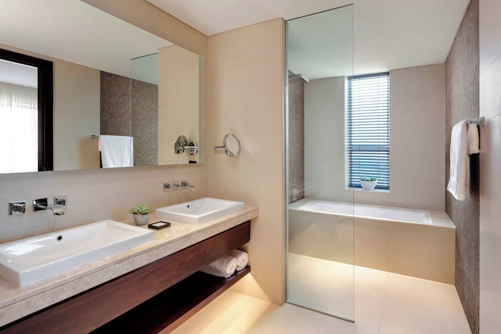 JW Marriott Hotel Muscat, Bathroom